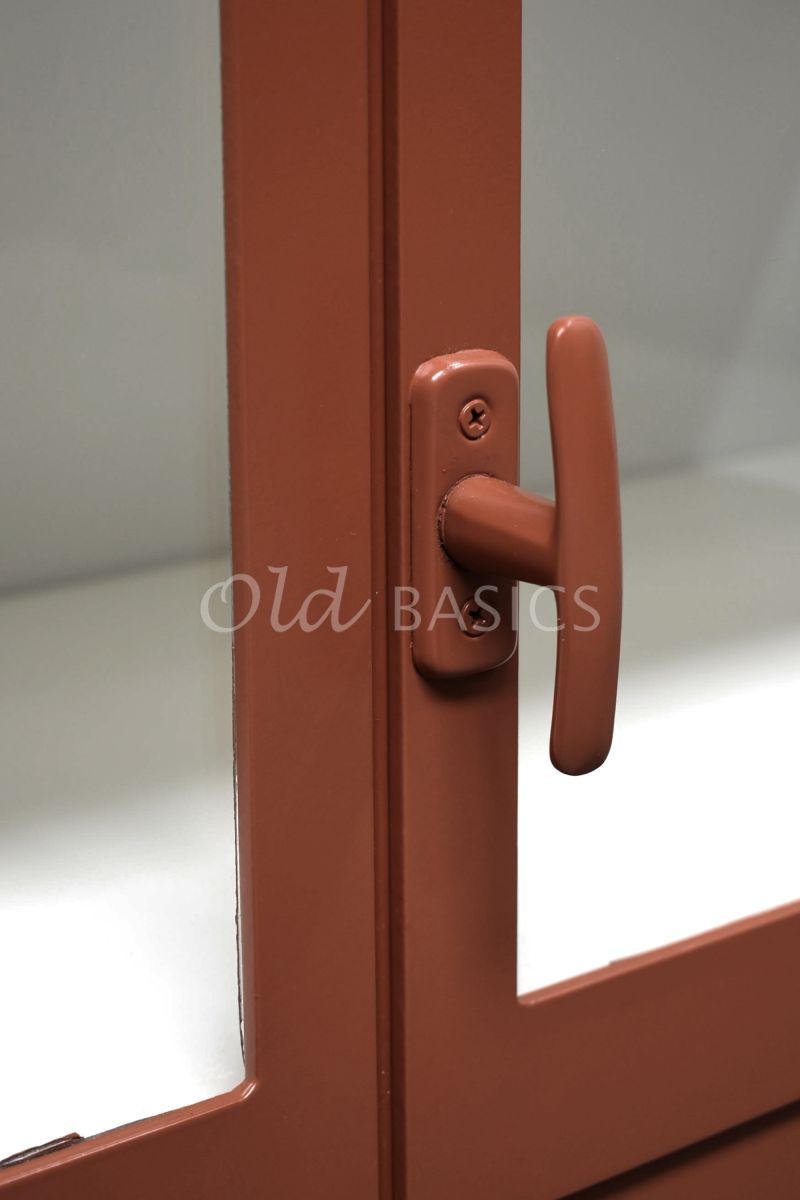 Detail van Apothekerskast Vitrine, 2 deuren, RAL8004, terra, rood, oranje, bruin, materiaal staal